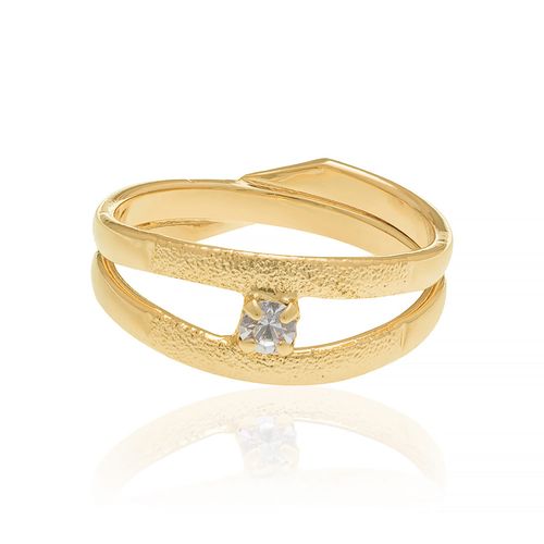 GOLD RING WITH CRYSTAL