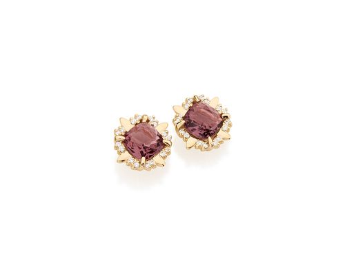 GOLD EARRING WITH CRYSTAL AND ZIRCONIA