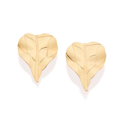 GOLD CURVED LEAF EARRINGS